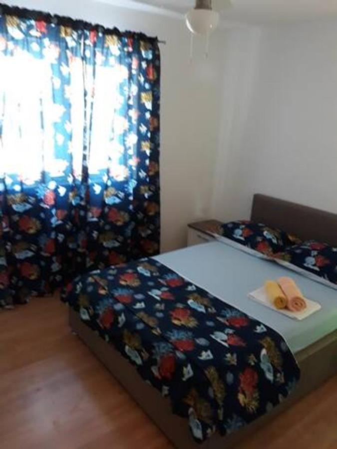 Apartments Hajdi ポドストラナ エクステリア 写真